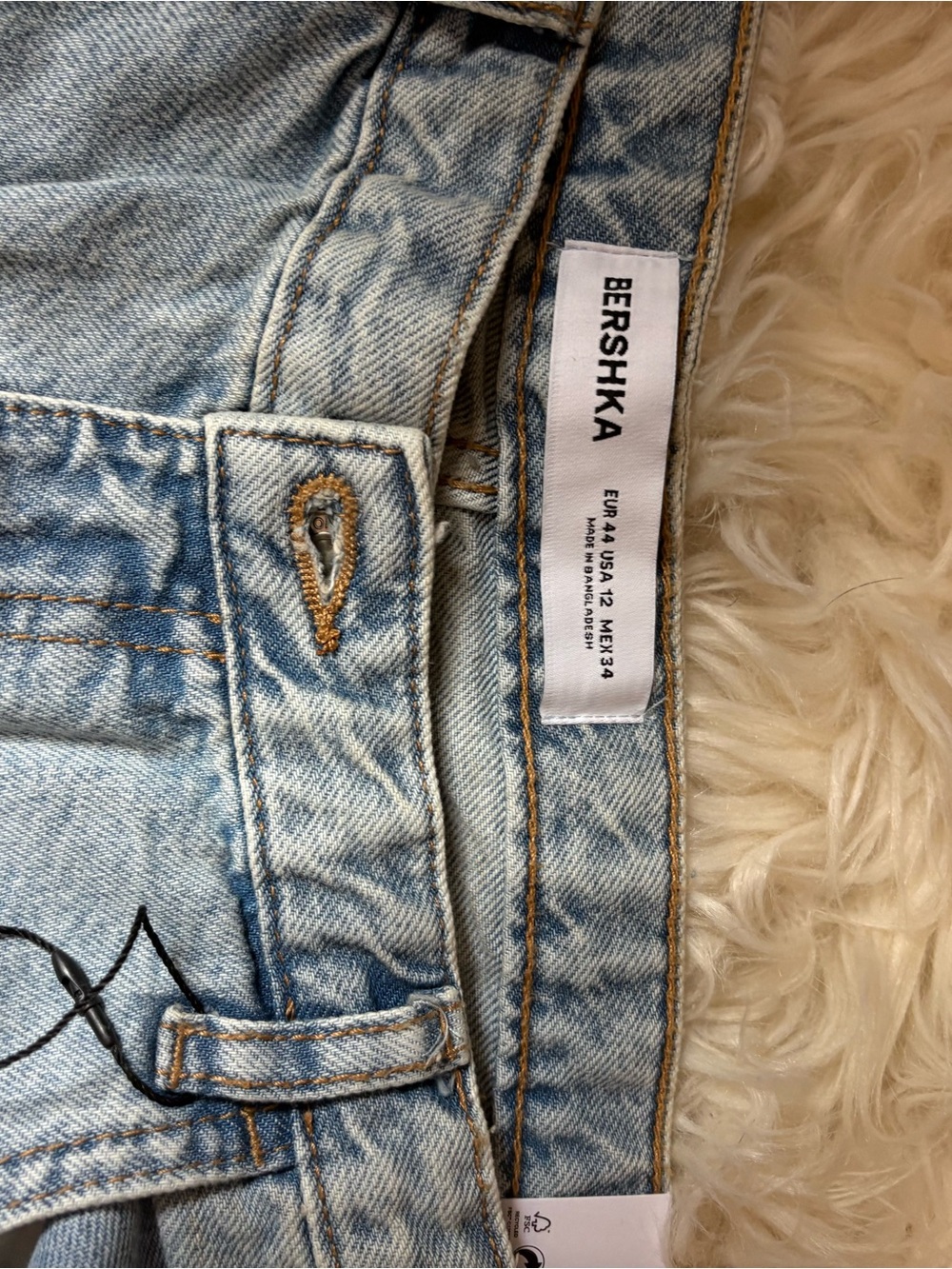 NWT Bershka Light Blue Wash Denim Cargo Jeans - Picture 3 of 4